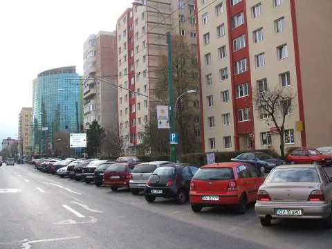 vand spatiu comercial profitabil Bdul Vlahuta Brasov - Imaginea 3