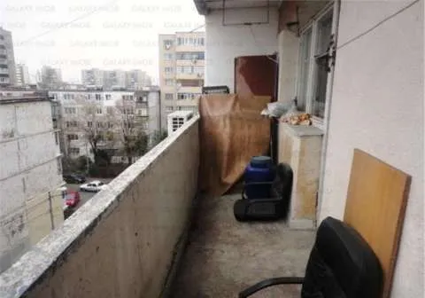 vand apartament 2 camere VEST- LIDL- MALL WEST- BILLA - Imaginea 3