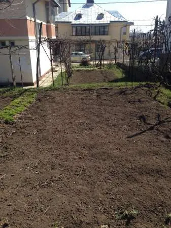 Casa de vanzare/schimb cu apartament 2 camere + diferenta - Imaginea 2