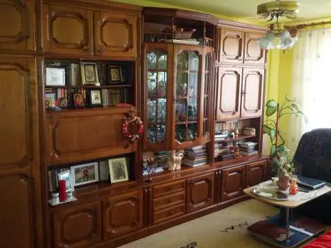 Vand apartament 2 camere, finisat - Imaginea 2