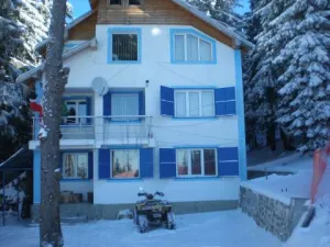 Cabana Masivul Parang, cota 1600