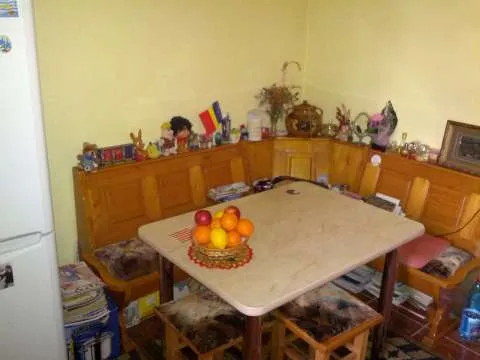 Vand apartament 2 camere, finisat - Imaginea 6