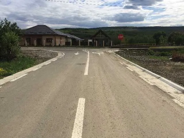 Vand / schimba cu apartament 5000 m livada zona Tomesti / Podul Vatafului - Imaginea 5