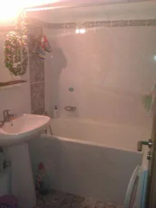 vand apartament 2 camere rahova