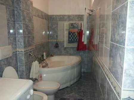 Apartament 3 camere - Imaginea 3