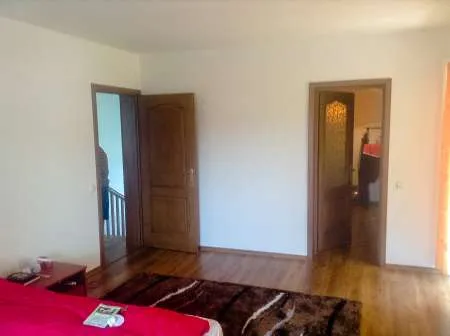 Proprietar vand vila 7 camere Provita de Sus - Imaginea 6
