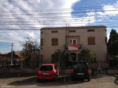 Vand CasÄf cu etaj, situatÄf in Ci¢mpia Turzii, 450mp - Imaginea 3