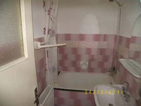 vand apartament 2 camere - Imaginea 5