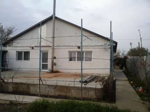 Casa trei camere Varsatura - Imaginea 2