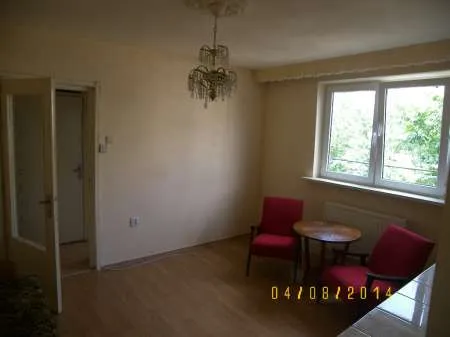 vand apartament 2 camere - Imaginea 8