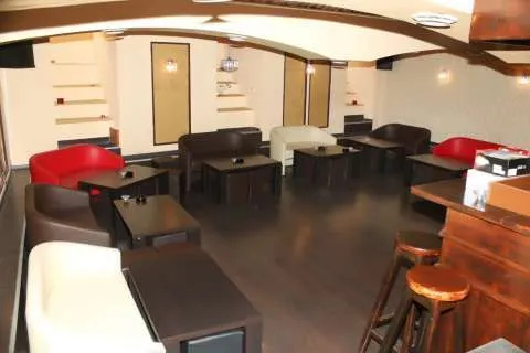 Inchiriez spatiu subsol - CLUB OLDIES - Centrul Istoric, str. Muresenilor, Brasov - Imaginea 5