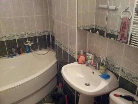 Vand apartament 4 camere - Imaginea 2