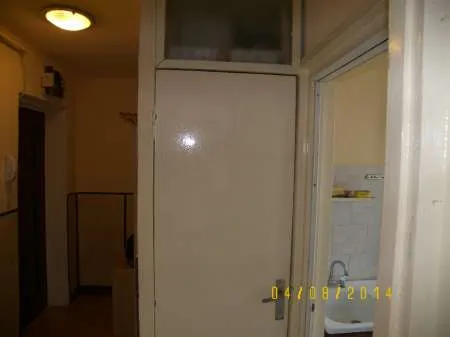 vand apartament 2 camere - Imaginea 10