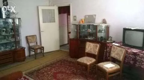 Vand apartament 2 camere - Imaginea 2