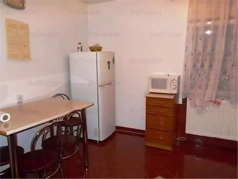Apartament de vanzare Malu Rosu Ploiesti - Imaginea 2