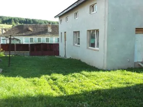 Vand urgent casa la tara la 4 km de sibiu - Imaginea 3