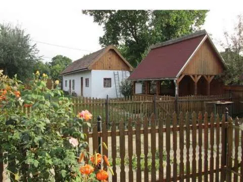 casa ultracentral in localitatea Covasna - Imaginea 3