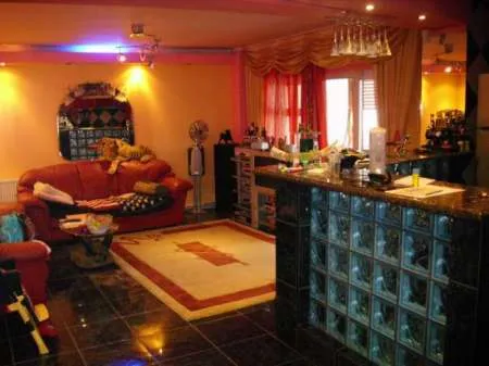 vind  apartment 3 camere lux - Imaginea 2