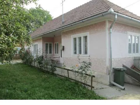 casa ultracentral in localitatea Covasna - Imaginea 4