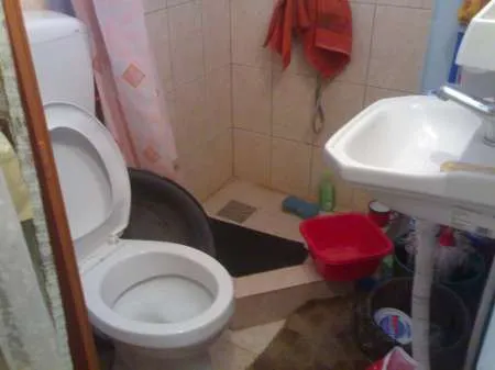 Vind apartament 2 camere - Imaginea 4