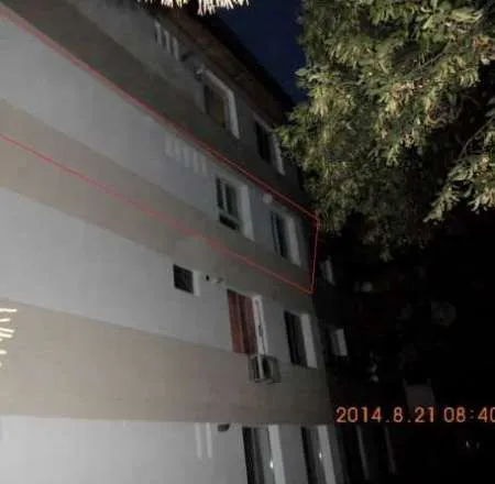 Vand Apartament 2 camere CENTRAL - Imaginea 2