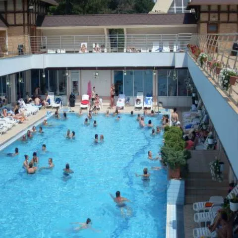 Cazare la Pensiunea Beverly Hills din Baile Felix - Imaginea 5