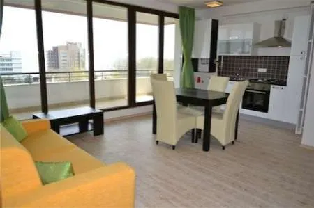Inchiriez apartament de lux in Mamaia - Imaginea 3