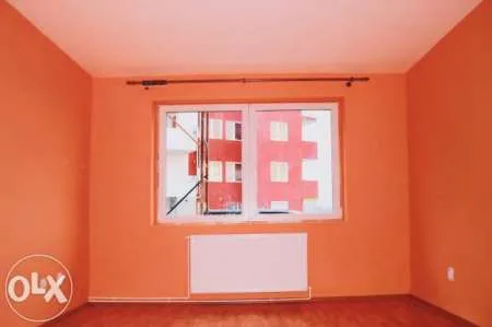Vand Apartament cu 1 camera confort 1,  42 mp situat in Localitatea Reghin str Castanilor Bl.2, Sc.1, Ap1.  - Imaginea 1