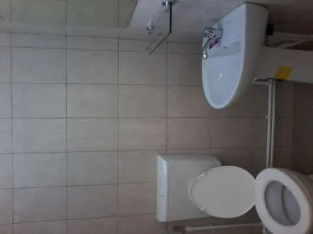 Ofer spatiu comercial spre Ã®nchiriere - Imaginea 1