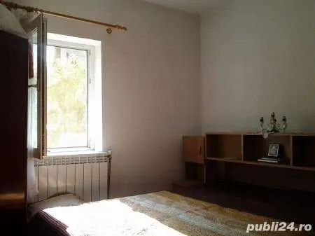 Vand casa de vacanta in Statiunea Calimanesti - Imaginea 3