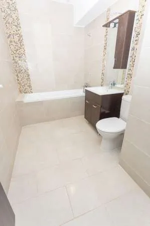 Apartament 3 camere, decomandat - Imaginea 3