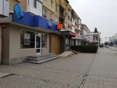 Inchiriez spatiu comercial, Alba Iulia, cartier Cetate, 40 mp - Imaginea 1
