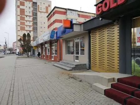 Inchiriez spatiu comercial, Alba Iulia, cartier Cetate, 40 mp - Imaginea 2