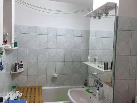 Vand apartament complect mobilat 3 camere 2 bai in Turda - Imaginea 3