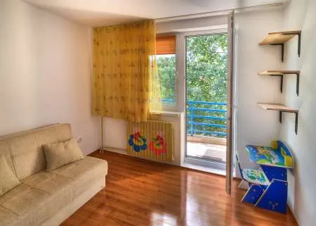 Inchiriez apartament 2 camere, cartier ANL - Imaginea 4