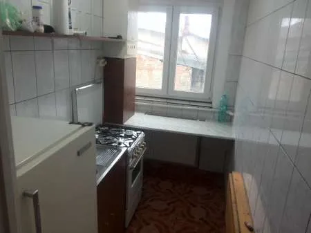 Particular inchiriez apartament cu 2 Camere - Imaginea 1