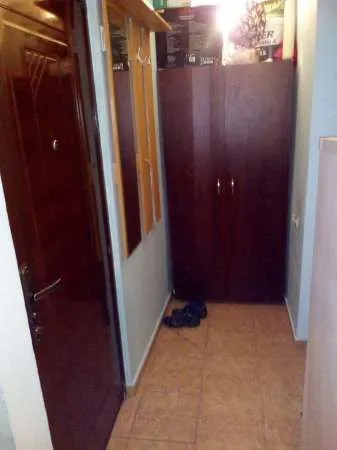 Garsoniera in bloc de apartamente - Imaginea 2