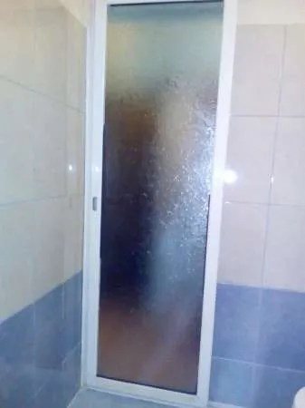 Garsoniera in bloc de apartamente - Imaginea 4