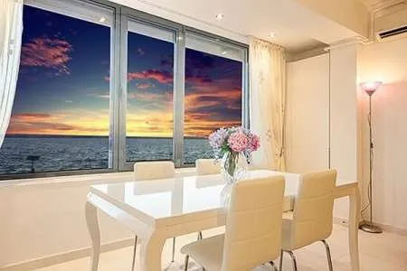 Inchiriez apartament de lux in Mamaia - Imaginea 2