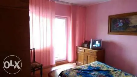 Vand apartament 3 camere - Imaginea 4