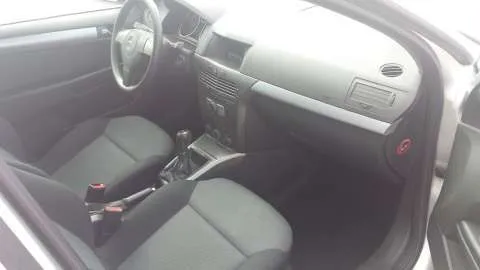opel astra - Imaginea 2