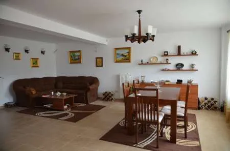 PROPRIETAR VAND VILA NOUA CAMPULUNG MUSCEL - Imaginea 6