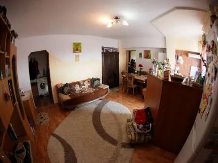 Vand apartament 3 camere - zona Gheorghe Doja - Imaginea 5
