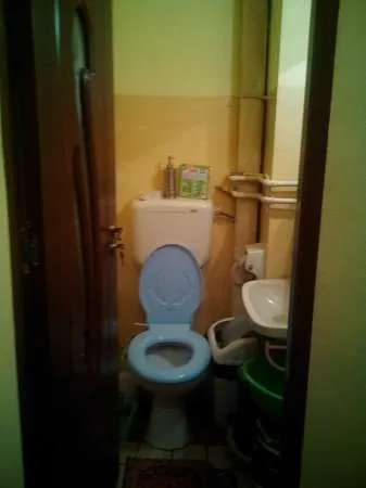 vind apartament 2 camere   in resita. lunca. - Imaginea 2