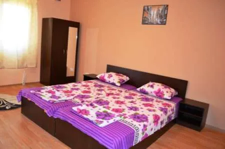 Ofer cazare studentilor in zona Delfinariu, Constanta - Imaginea 3