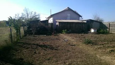 Casa cu teren, Gradistea, Jud. Olt - Imaginea 2