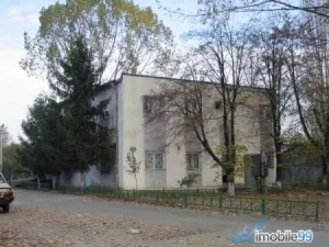 Teren cu cladire birouri in zona rezidentiala, mun. Timisoara, jud. Timis
