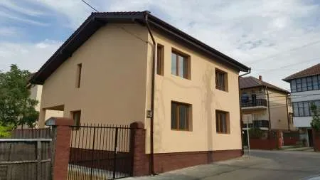 Casa Oradea Izvorului - Imaginea 1