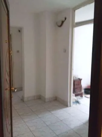 Vand apartament 2 camere , decomandat in Brezoi - Imaginea 3