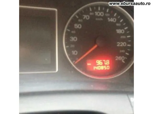 Vand  / Dezmembrez  / Schimb AUDI A4  Avariat - Imaginea 7
